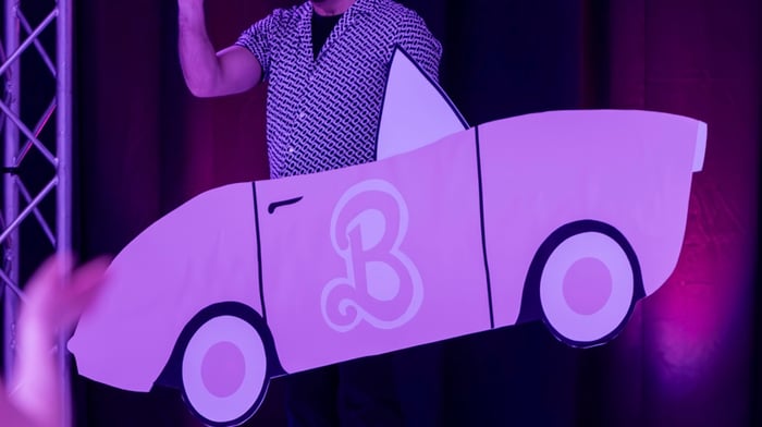 AC29 - Voiture Barbie image