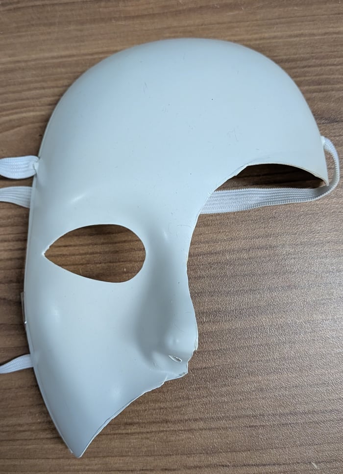 MAS2 - Masque coupé  image