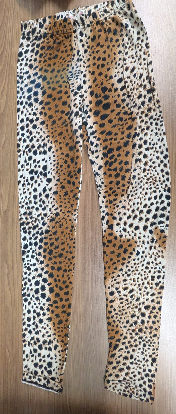 PA9 - Leggings léopards pâles image