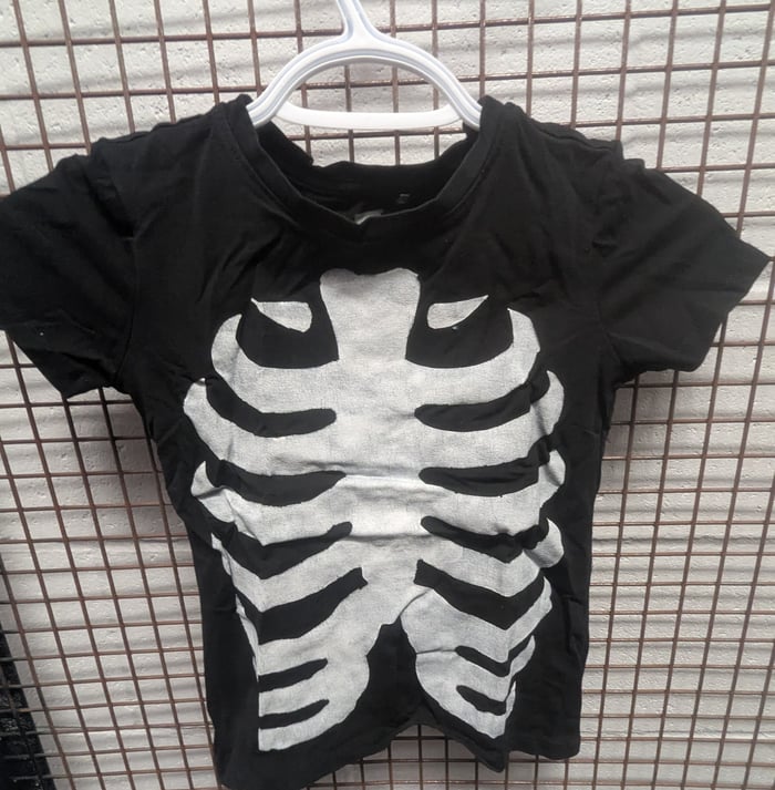 TS5 - T-Shirts Noirs Squelettes image